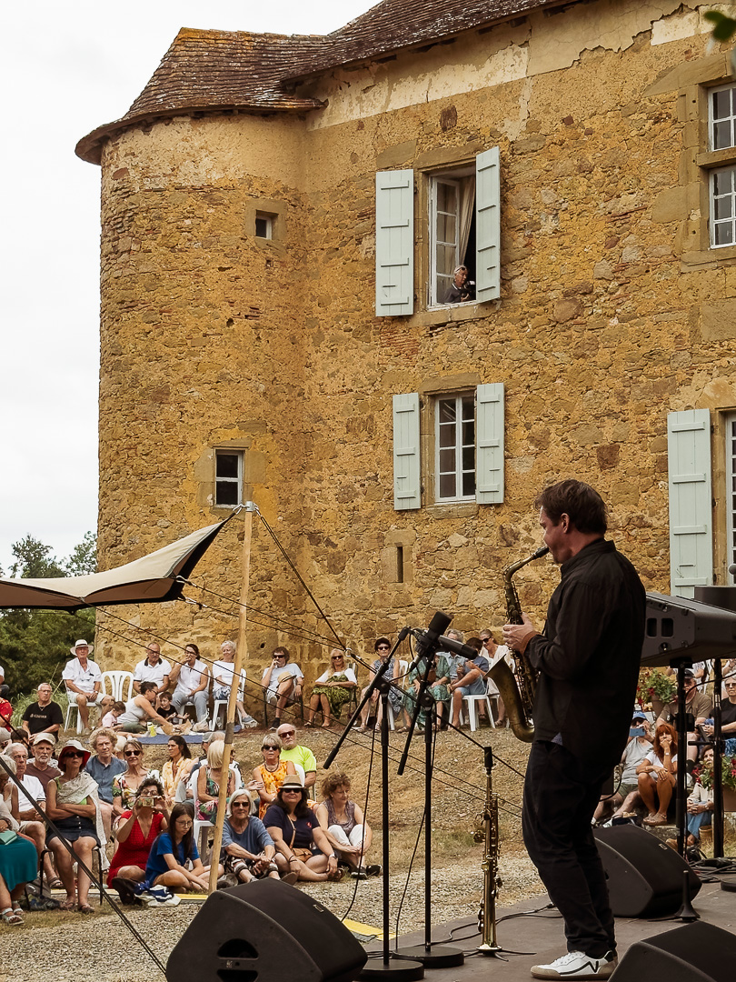 Warm up für Jazz in Marciac beim Mittagskonzert mit Picknick auf Château Sabazan